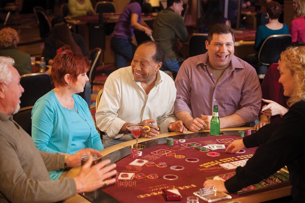 Hollywood Casino Joliet Hotel Bagian luar foto