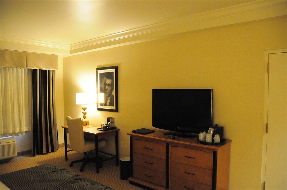 Hollywood Casino Joliet Hotel Bagian luar foto