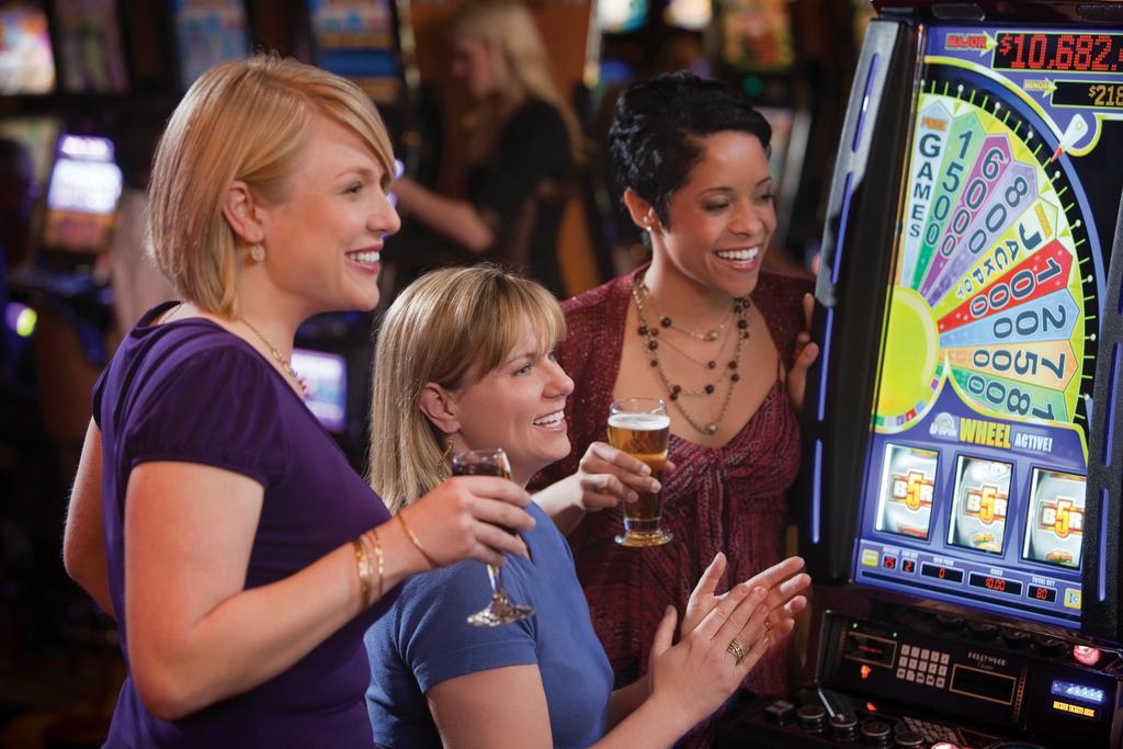 Hollywood Casino Joliet Hotel Bagian luar foto